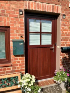 Aussentuer_Haustuer_Sprossentuer_Hemmor_Wingst_Osten_GO_Bau_GO_Immobilien